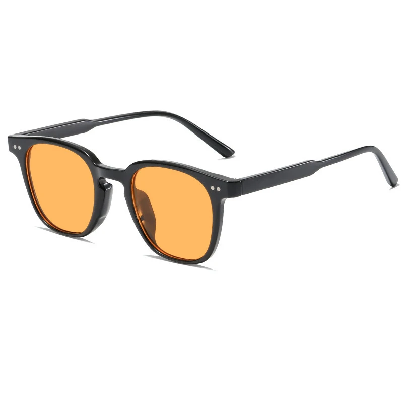 Klasyczne, kwadratowe, szare o – Designer Sunglasses recenzja i cena