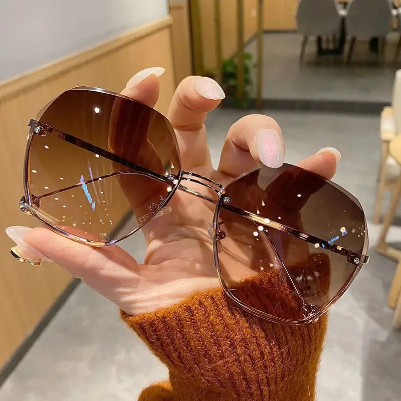 Nowe okulary przeciwsłoneczne  – Sunglasses Uv400 recenzja i cena